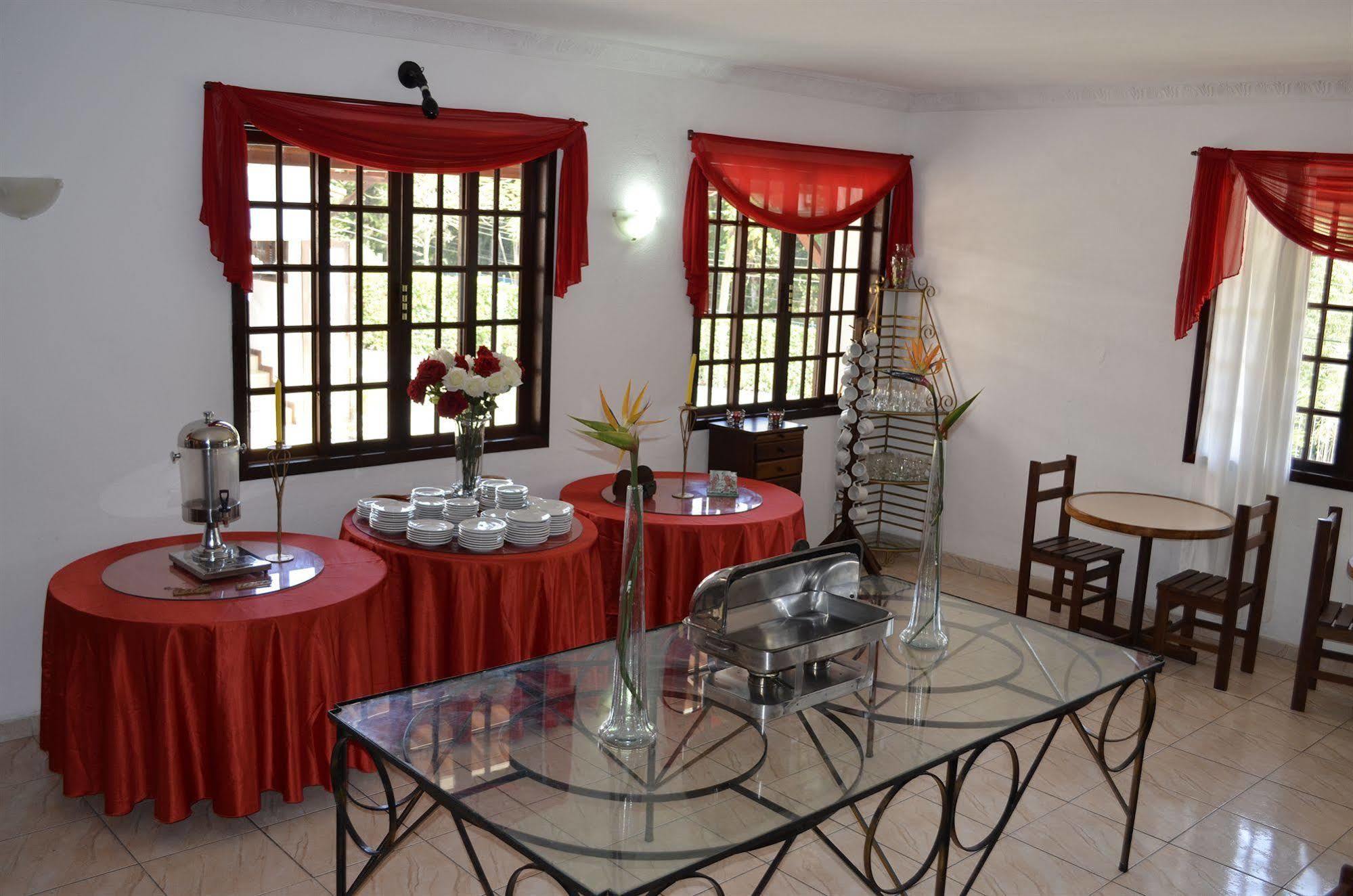 Pousada Das Rosas Miguel Pereira Exterior foto