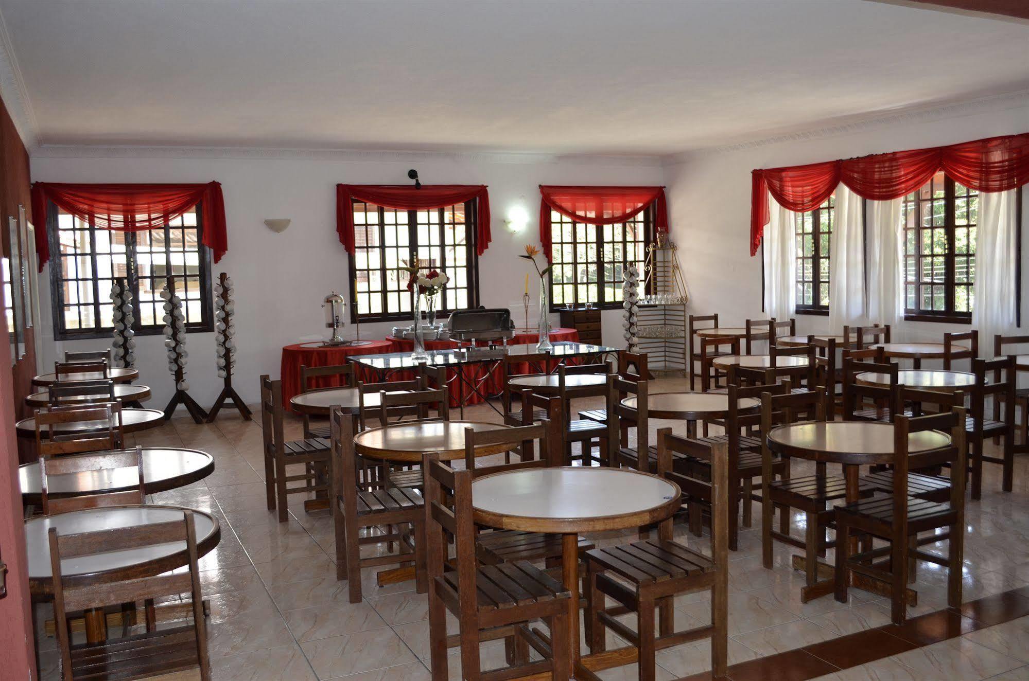 Pousada Das Rosas Miguel Pereira Exterior foto